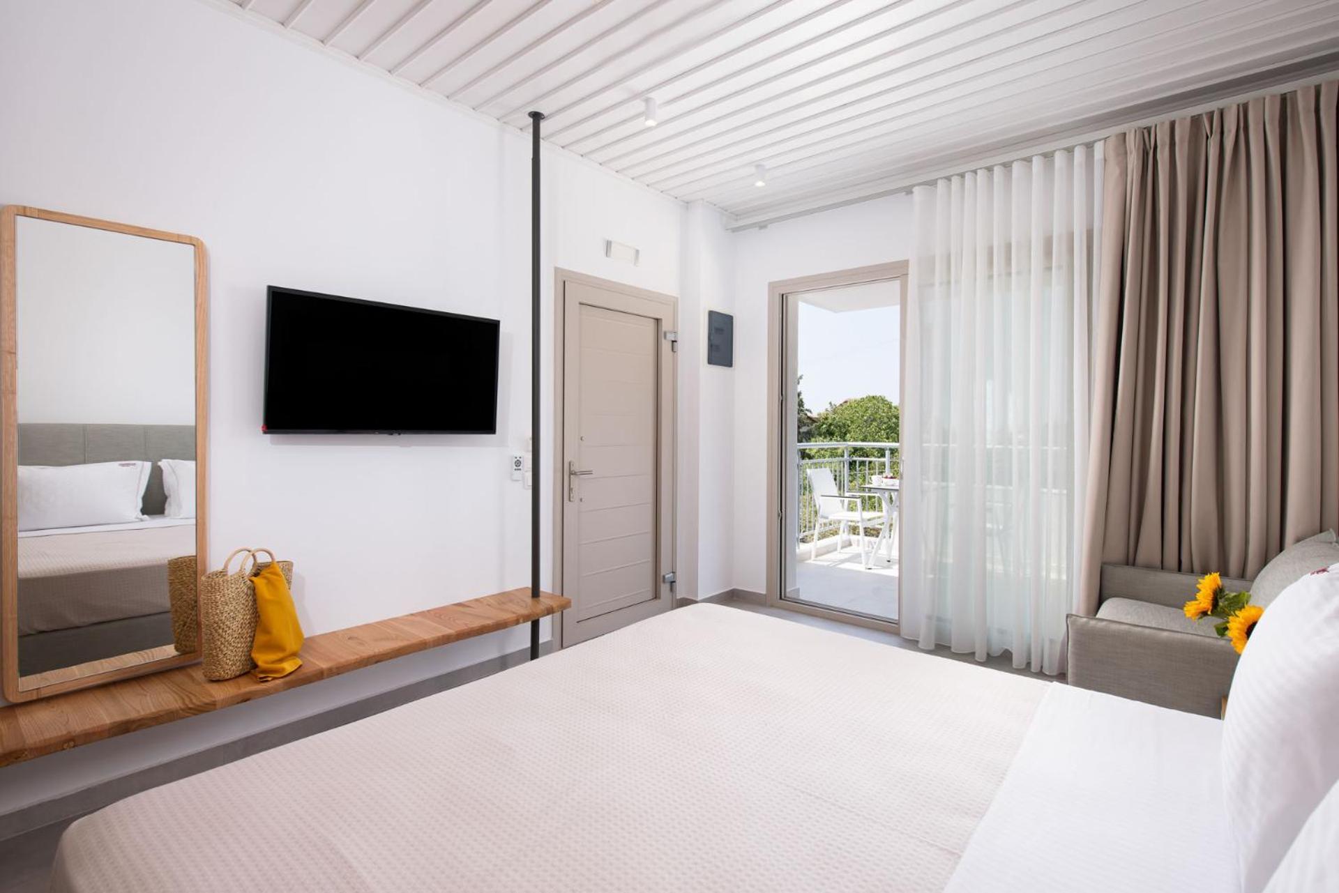 Sourinis Luxury Suites Limenaria  Eksteriør billede