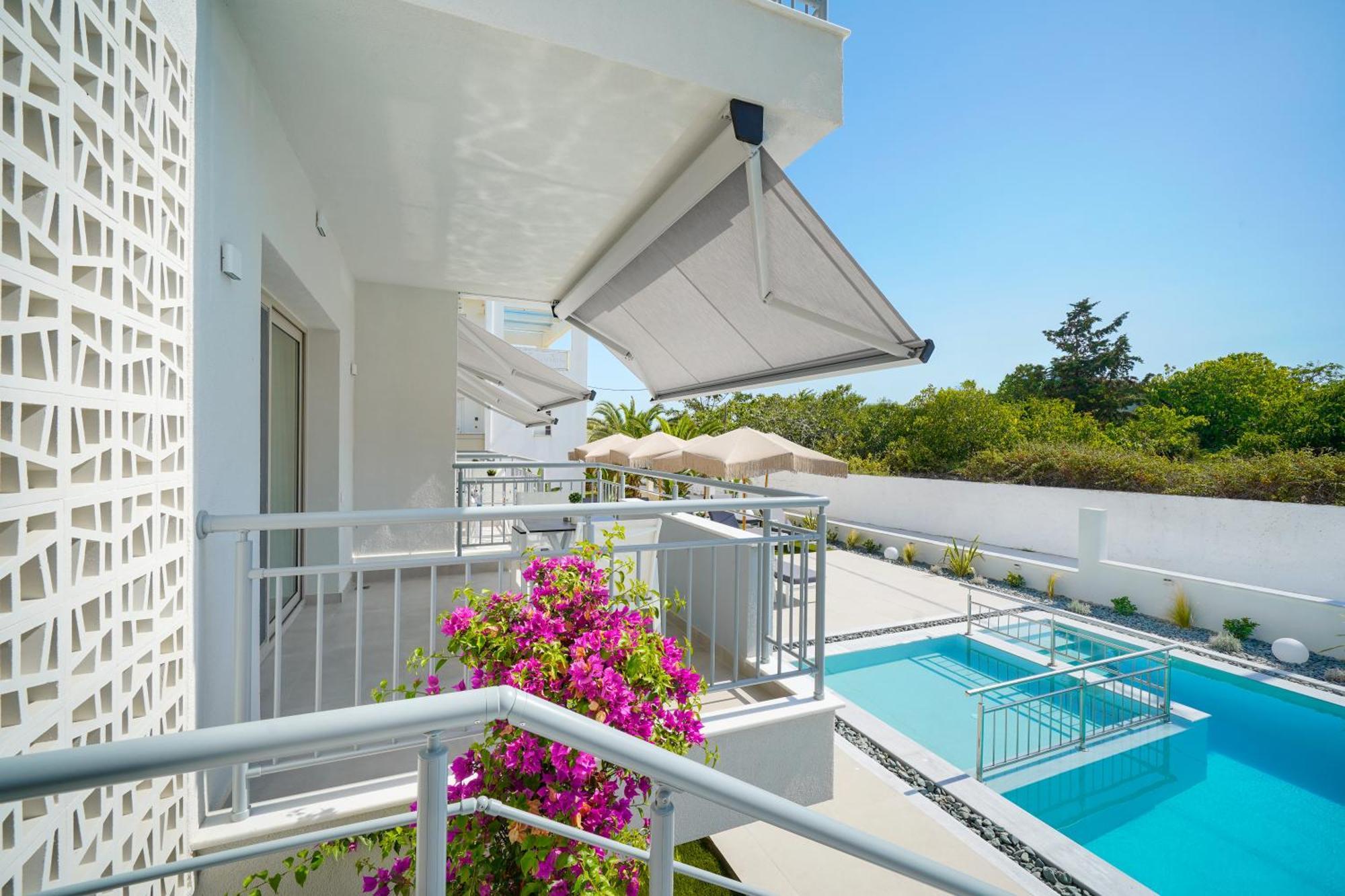 Sourinis Luxury Suites Limenaria  Eksteriør billede
