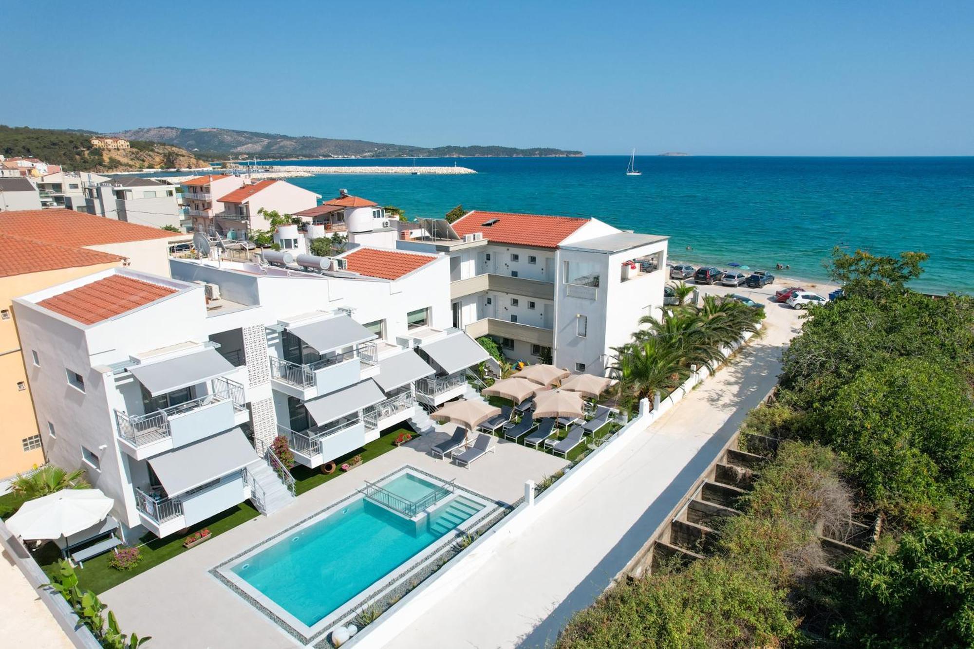 Sourinis Luxury Suites Limenaria  Eksteriør billede